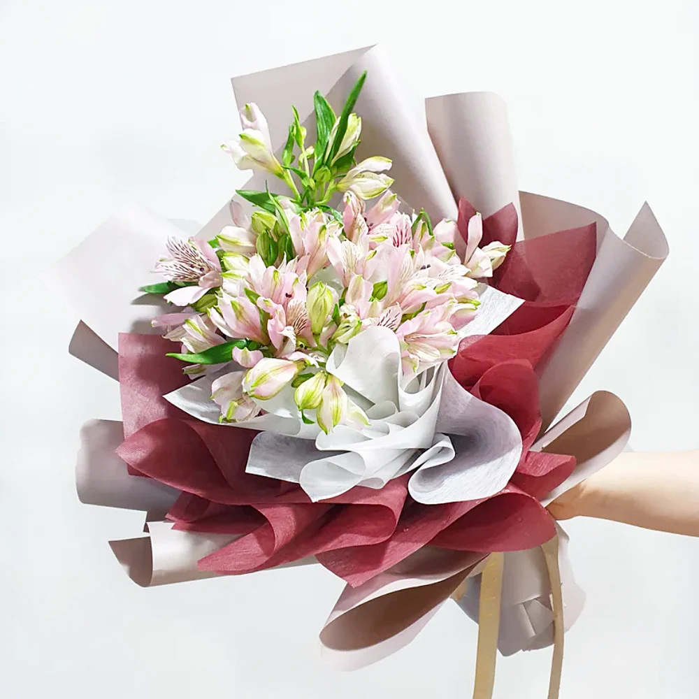 Букет из 7 альстромерий