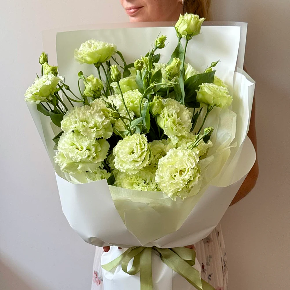 Букет из 7 махровых эустом